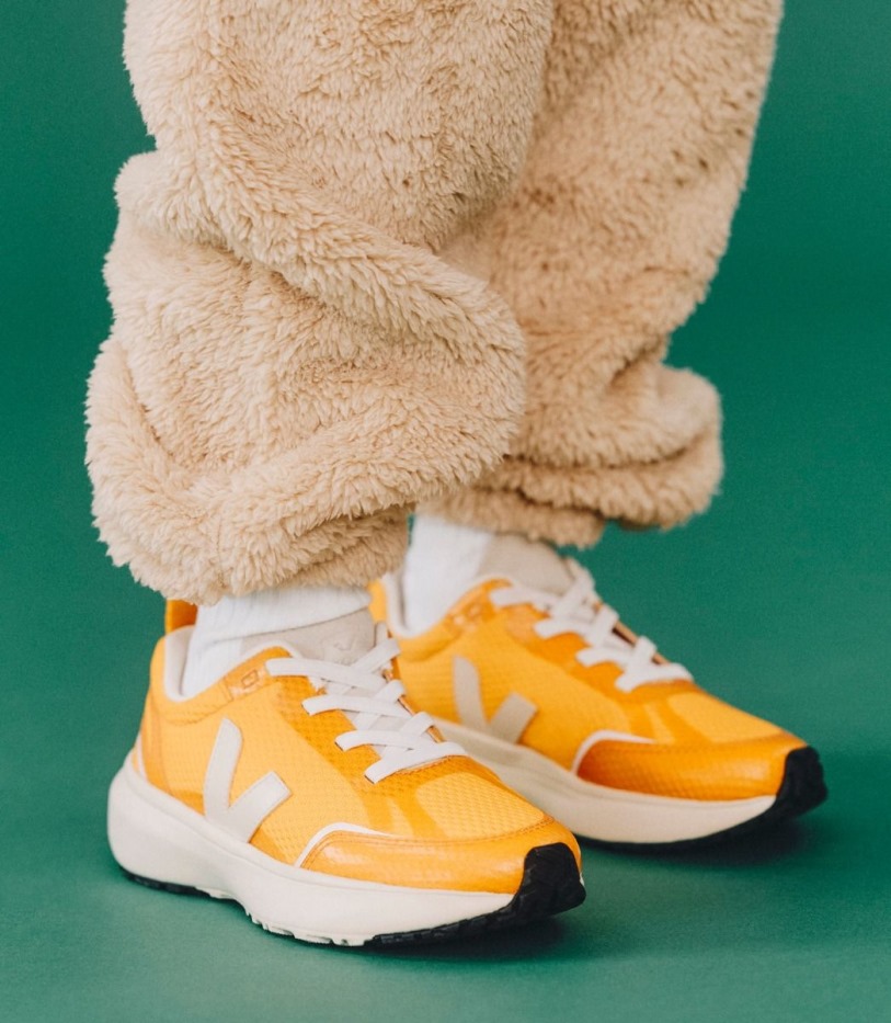 Lásd Rugalmas Csipkék Alveomesh Gold Pierre Tökéletes