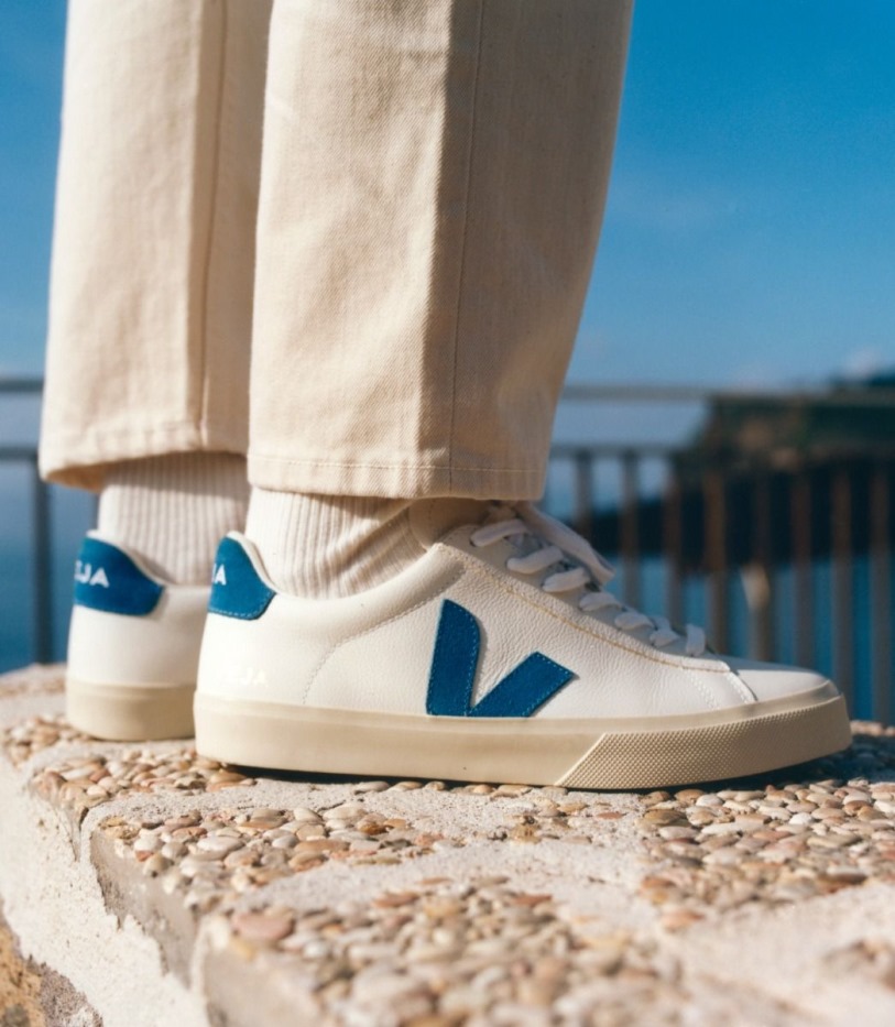 Collection Chromefree Leather White Swedish Blue Veja
