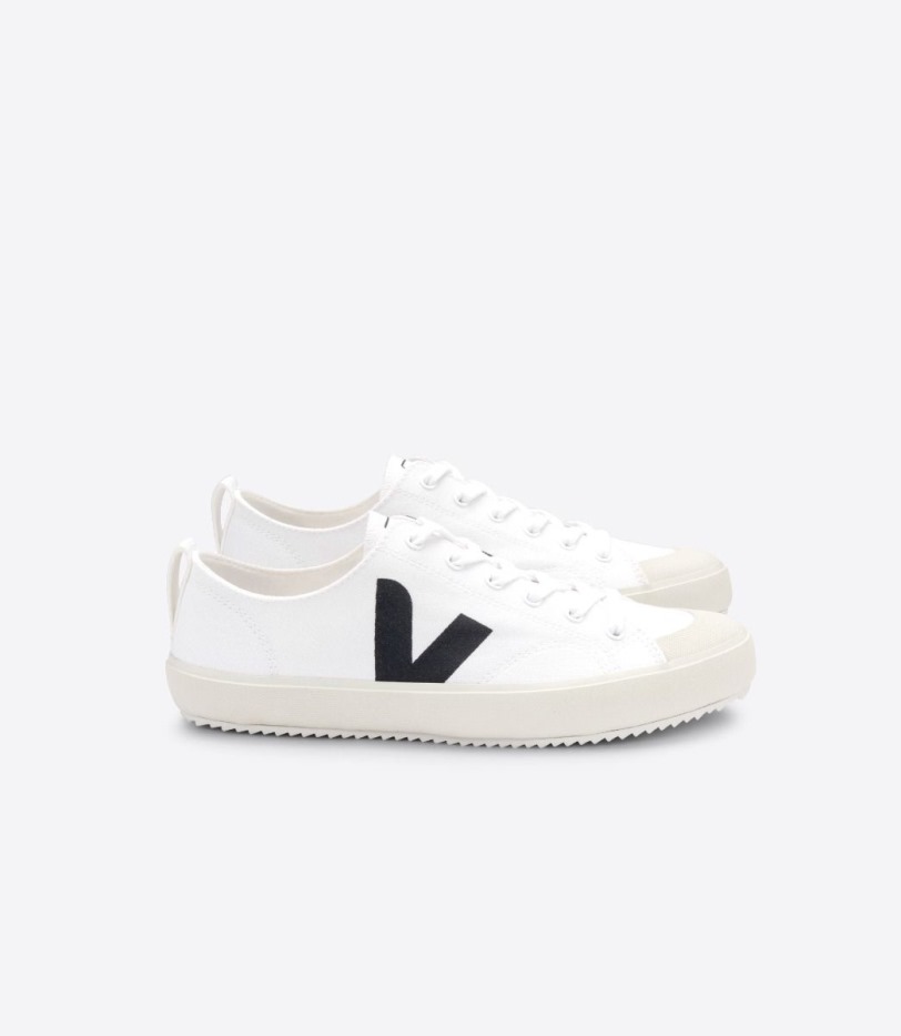 Veja Collection Canvas White Black