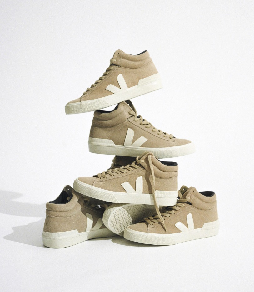 Veja Series Suede Dune Pierre