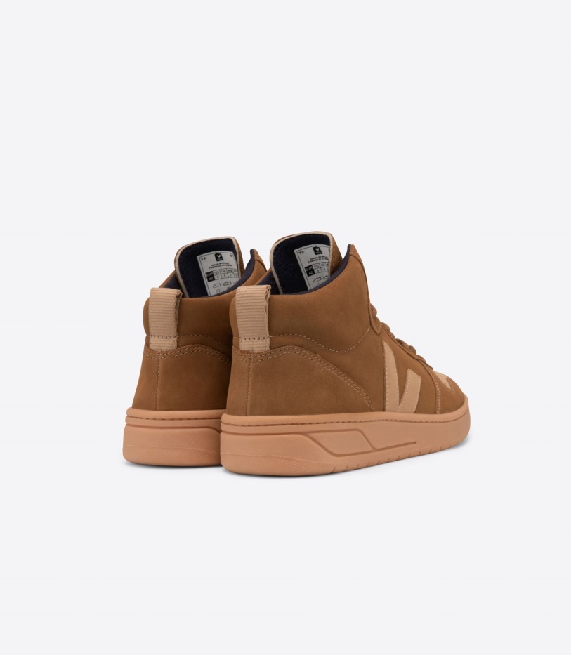 Nubuck Camel Desert Veja Premium