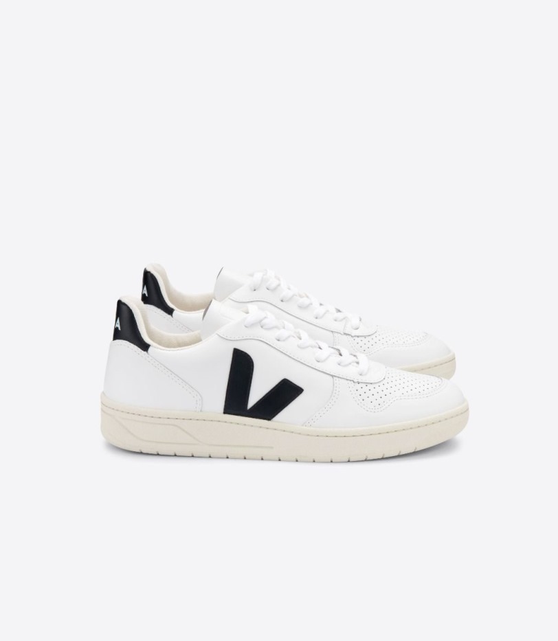 Veja Leather White Black