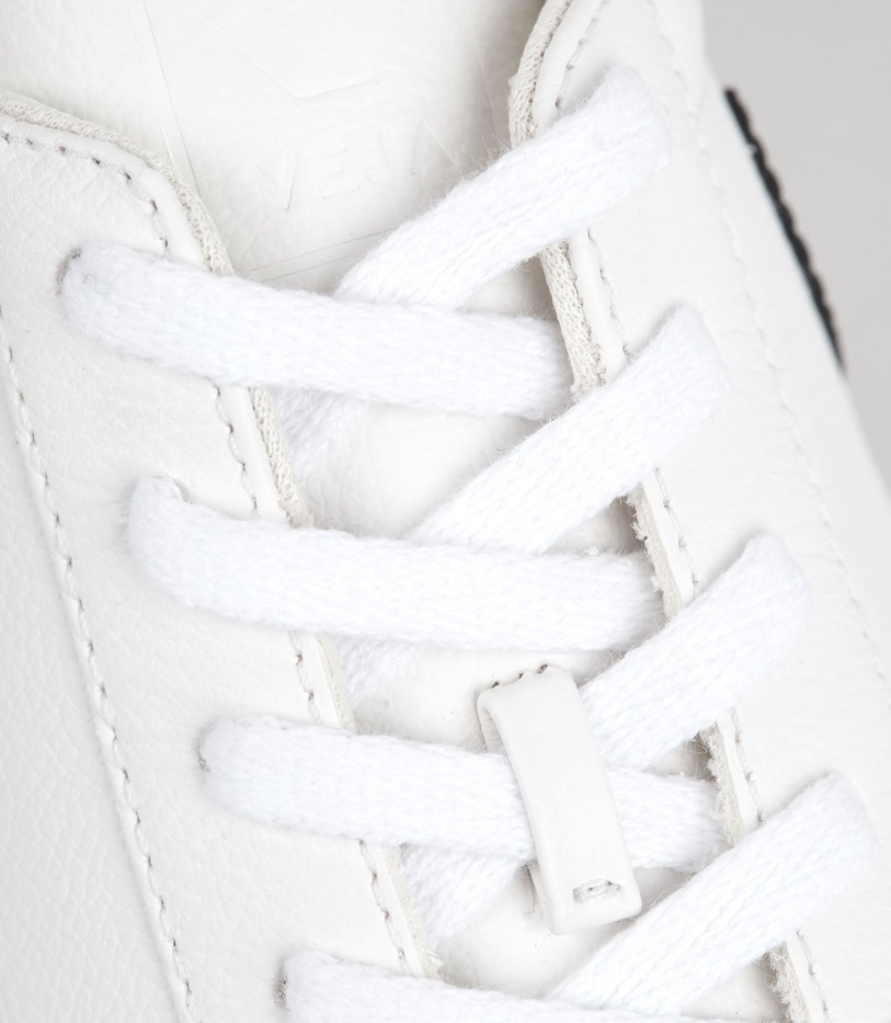 Veja Organic Cotton White Collection