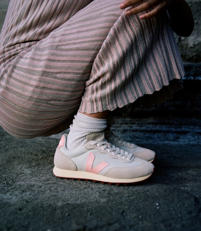 Veja Collection Branco Alveomesh Natural Bellini