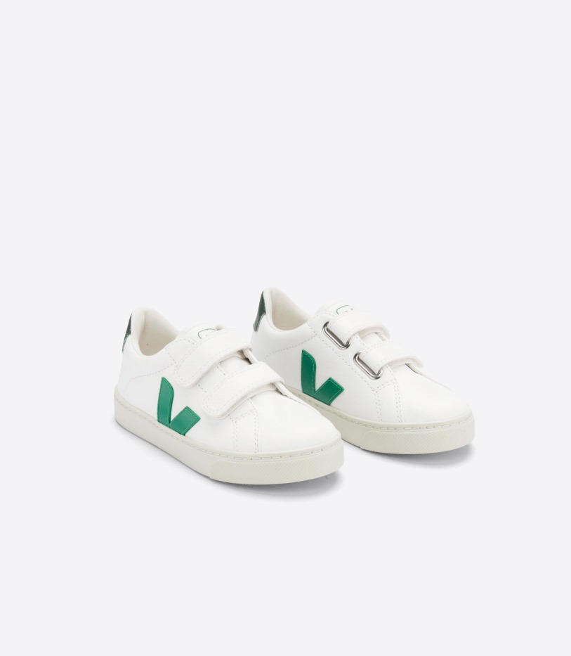 Premium Veja Chromefree Leather White Emeraude Cyprus