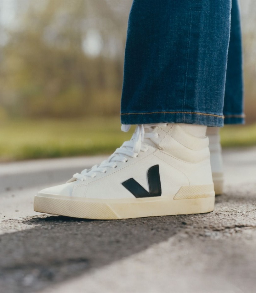Chromefree Leather White Black Butter Veja Special
