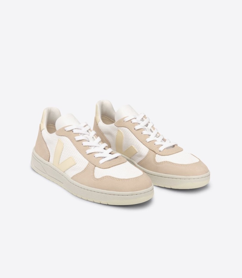 Alveomesh White Butter Almond Collection Veja
